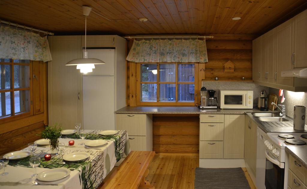 Lomapesae Cottages Pertunmaa Rom bilde