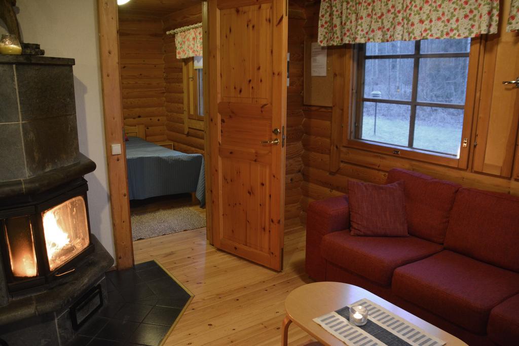 Lomapesae Cottages Pertunmaa Rom bilde