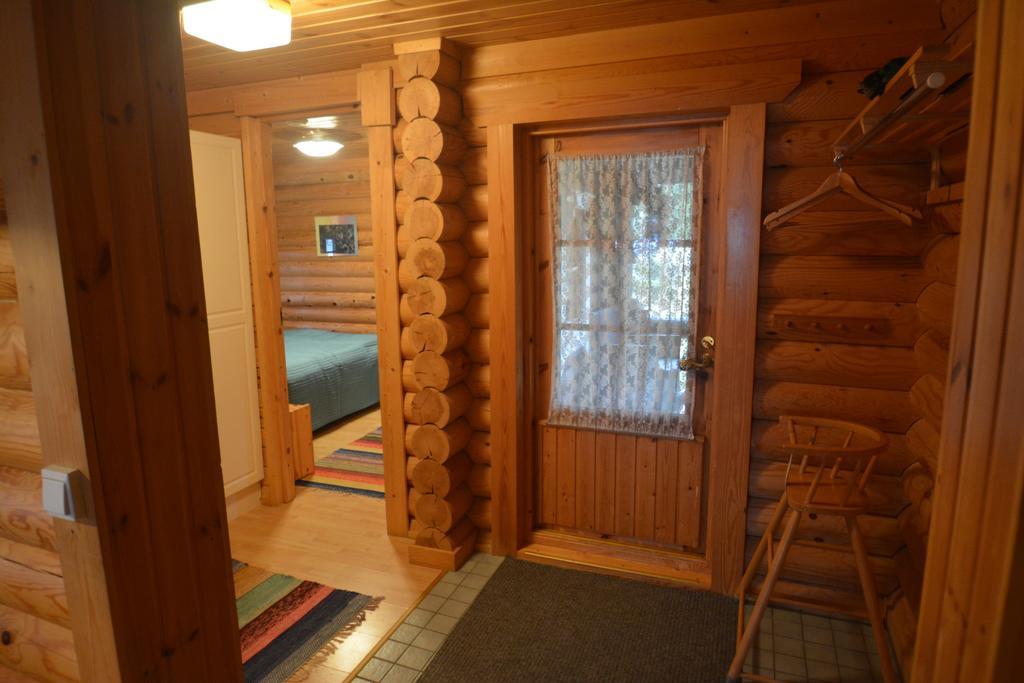 Lomapesae Cottages Pertunmaa Rom bilde