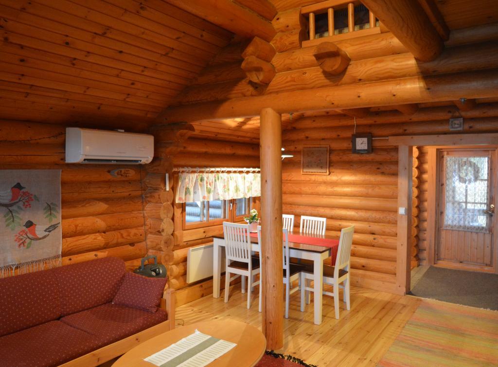 Lomapesae Cottages Pertunmaa Rom bilde