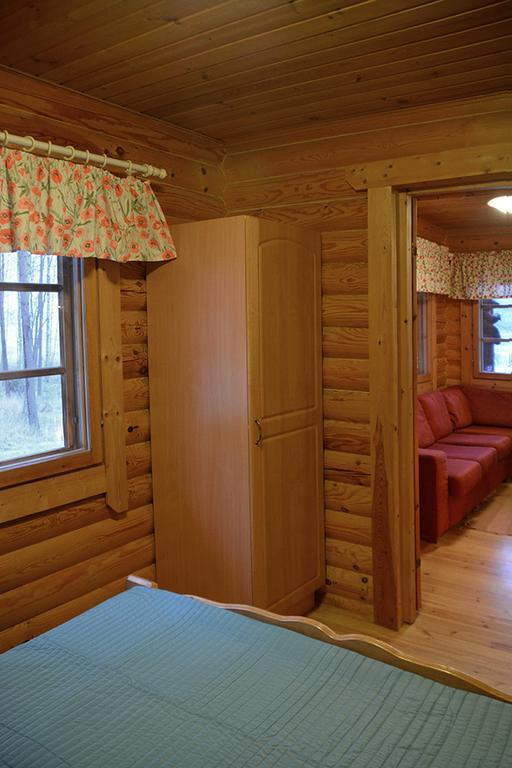 Lomapesae Cottages Pertunmaa Rom bilde